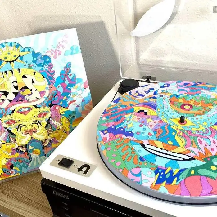 Vinyl Moon — Vinyl slip mat & artwork